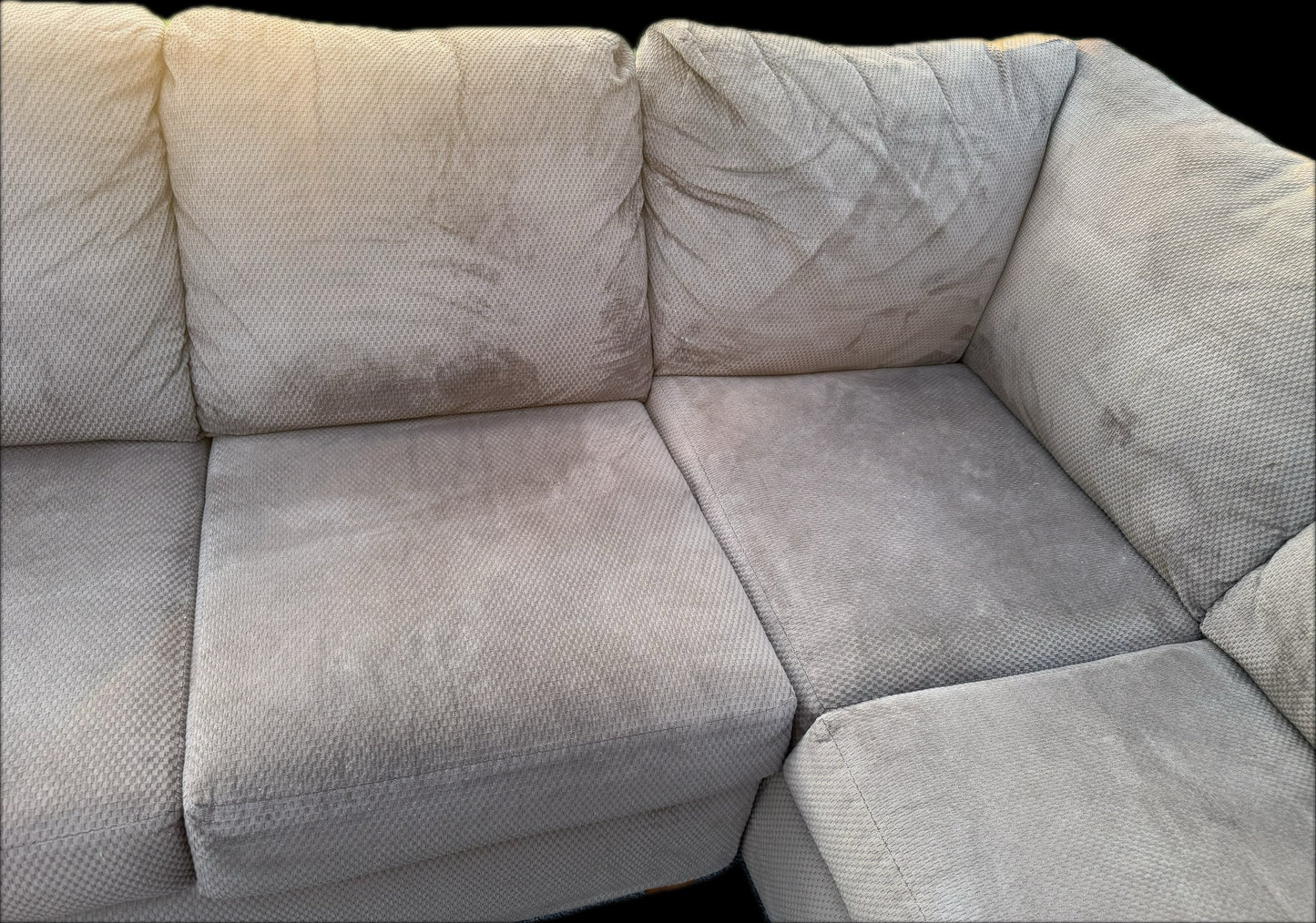 ποΈ Bri Brown β Beautiful 2-Piece Brown Sectional (Excellent Condition!)
