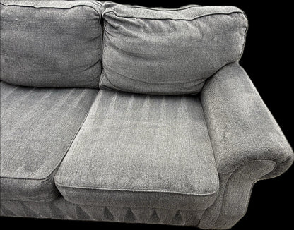🛋️ Broyhill Slate – 2-Piece Sectional