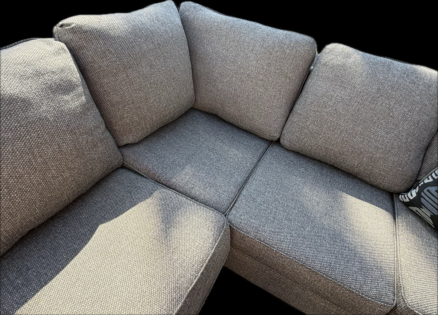 🛋️ The Oasis – 2-Piece Dark Gray Sectional w/ Throw Pillows (Great Condition)