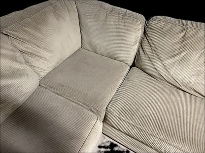 🛋️ Grandmas Sectional – 3-Piece Sectional