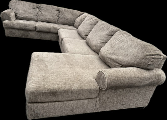 🛋️ The Mina – Stylish 3-Piece Tan-Brown Sectional (Excellent Condition!)