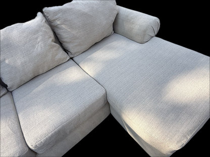 🛋️ The Summit – 3-Piece Light Beige Sectional (Great Condition)