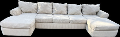 🛋️ The Summit – 3-Piece Light Beige Sectional (Great Condition)